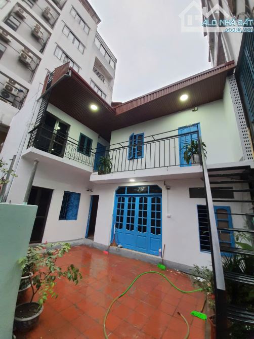 Trịnh Công Sơn, nhà mới, 5 phòng cho thuê,  xây CCMN, apartment, đầu tư cho thuê giữ tiền.