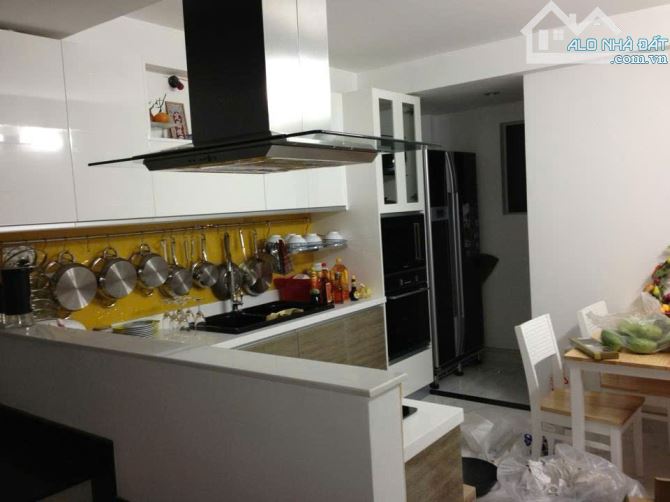 Huỳnh Văn Bánh  Phú Nhuận, 4 tầng,  diện tích 44 m2- 11,8 tỷ