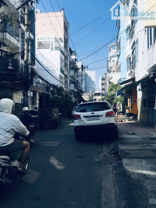 Bán nhà Dương Bá Trạc Quận 8,42m2 ,4 tầng ,4PN,chỉ 6.5 tỷ, gần mặt tiền đường,