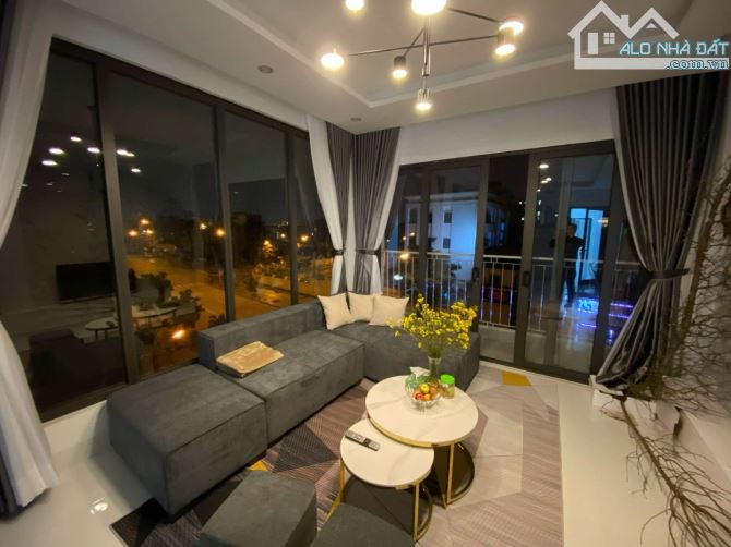 🏠 CHỦ NHÀ CẦN BÁN GẤP – 🌇 Mặt Phố Kinh Doanh - Vỉa Hè 7m - Nhà Đẹp 5 Tầng Thoáng 2 Mặt