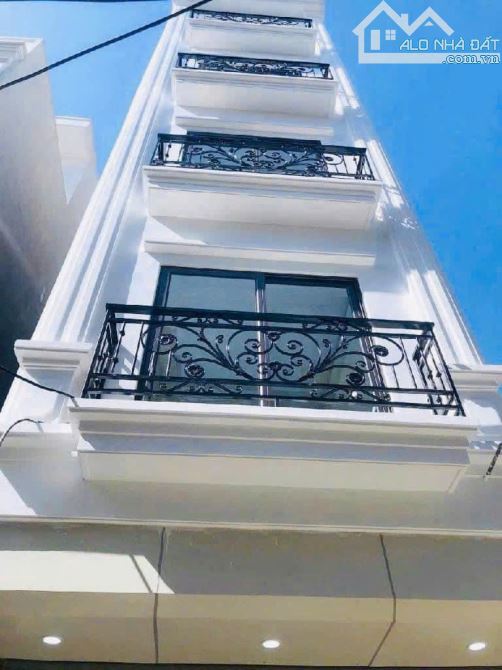 Siêu Phẩm Cầu Giấy! Nhà Đẹp 55m2, 7 Tầng, MT 5,4M, Ô tô, Kinh Doanh, nhỉnh 24  tỷ