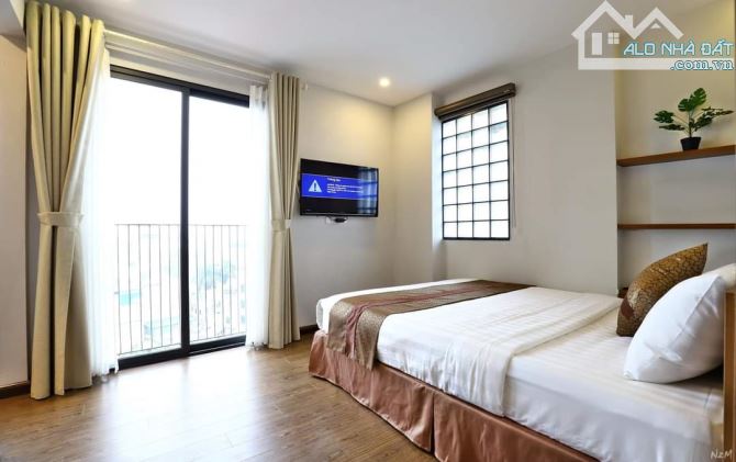 79.9tỷ có toà nhà apartment MP Võng Thị 115m2 9T MT 6.5m view Tây hồ vỉa hè 3m, 120tr/thá