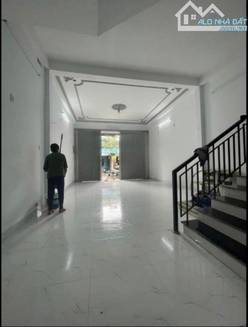 NHÀ 2 TẦNG MẶT TIỀN CÙ CHÍNH LAN ĐỐI LƯNG ĐIỆN BIÊN PHỦ
