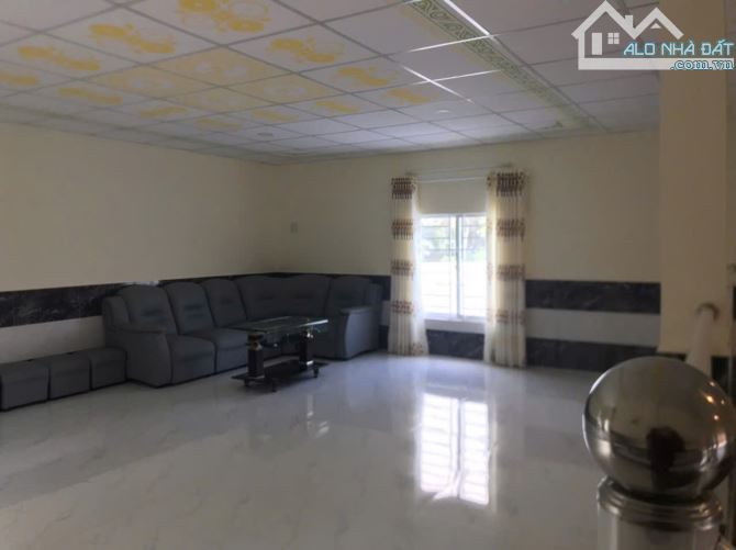 🏡 Cần chuyển nhượng lại căn nhà mới hoàn thiện vài tháng mặt tiền nhựa Trương Văn Kỉnh nố