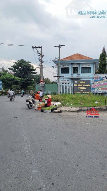 CẦN BÁN NHÀ MÁI THÁI  MẶT  TIỀN KINH DOANH   THUỘC PHƯỜNG TÂN HIỆP-BIÊN HOÀ