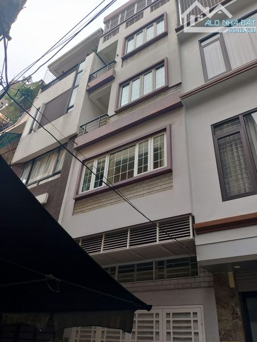 BÁN NHÀ NGÕ NÔNG GẦN PHỐ 16 TỶ 40m 5 TẦNG MẶT TIỀN 4m Ô TÔ ĐỖ CỬA VĨNH PHÚC BA ĐÌNH