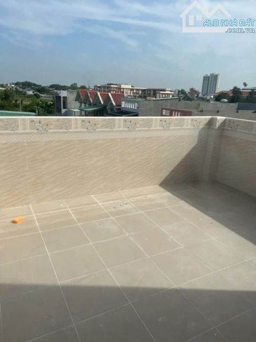 BÁN GẤP NHÀ MẶT TIỀN ĐÔNG HÒA DĨ AN. 132M² 3 TẦNG. CHỈ 5,75T - 10