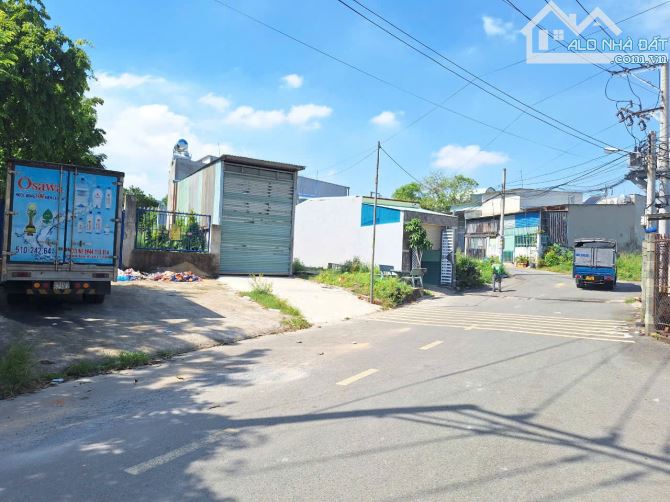 Đất gần khu Hố Lang, phường Tân Bình, thành phố Dĩ An. 9,3 tỷ - 1