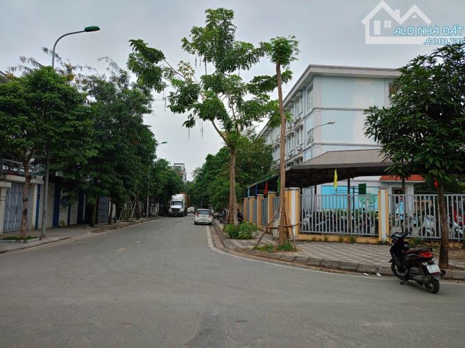 Biệt Thự Foresa Xuân Phương 4T Giá rẻ - 1