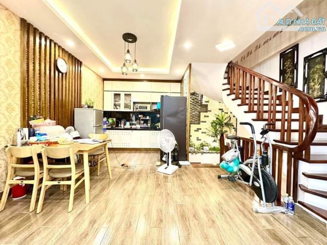 Phân lô ô tô tránh, kinh doanh phố Phạm Tuấn Tài, Cầu Giấy, 75m2, MT 5.8m giá chỉ 19 tỷ - 1