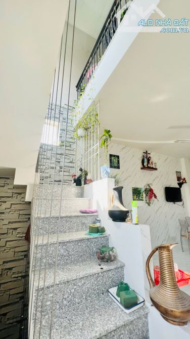Bán Nhà Mặt Tiền Ngay Bệnh Viên Đa Khoa Đồng Nai, 1 trệt 2 lầu, Giá 6,2 tỷ - 1