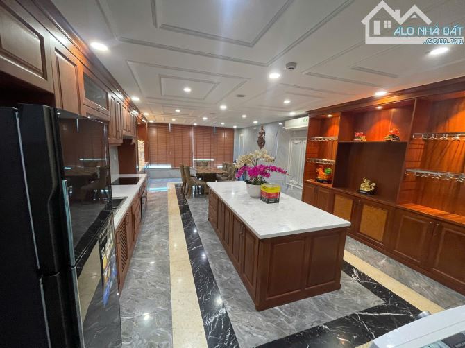 Cho thuê tòa nhà mặt tiền Quang Trung , Quận Gò Vấp - 8 Tầng ~1000m2 sàn - Giá: 80 Triệu - 14