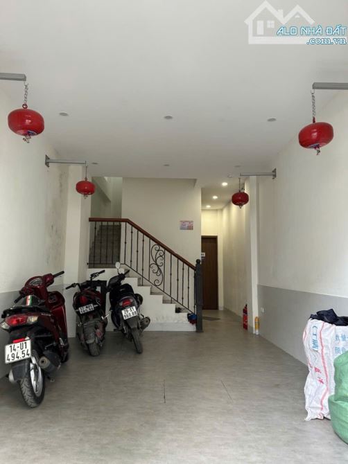 BÁN DÒNG TIỀN NHỔN- ĐẠI HỌC CÔNG NGHIỆP—CÁCH 10 RA NGÕ Ô TÔ- DT 52M2-GIÁ HƠN 6 TỶ - 2