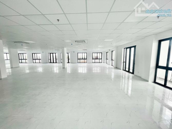 Rẻ nhất quận Ba Đình- Sàn 170m2 trần cao 3m7- Giá chỉ 25tr/tháng kinh doanh hái ra tiền - 2