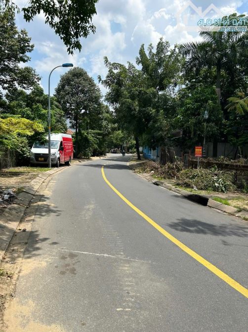 Bán lô đất căn góc đường D1 - Man Thiện, phường Tăng Nhơn Phú A - 11,4 tỷ / 124 m2 - 2