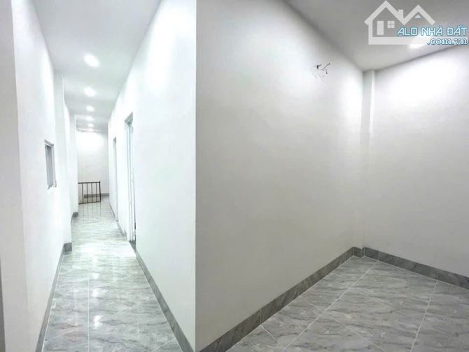 Nhà Ngộp Giá Rẻ ở Tân hiệp,Hóc Môn (70m2 ) SHR giá chỉ 730 triệu - 2