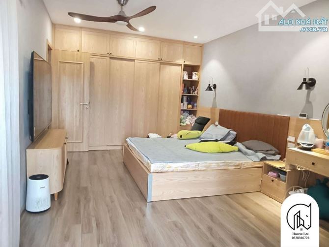 Nhà đẹp 4t view hồ Cự Khối Long Biên oto tránh ở thoáng cực sướng 97m mặt tiền 9m 16 tỷ 9 - 2