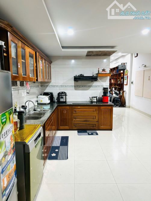 GIÁ QUÁ TỐT!HƠN 6TỶ NHÀ 3 TẦNG TRUNG TÂM HẢI CHÂU,90M2 ĐƯỜNG 7.5M - 2