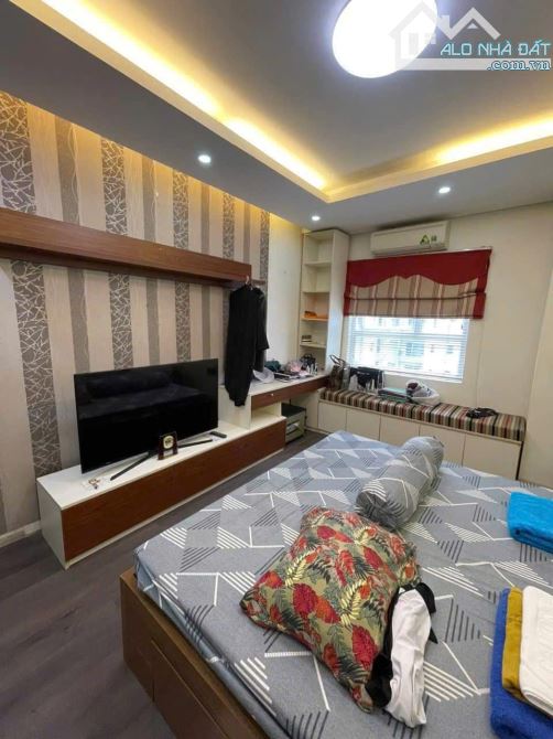 Cho thuê căn hộ chung cư 120m2 3PN2WC tại Golden Palace , Nam Từ Liêm, Hà Nội. - 2