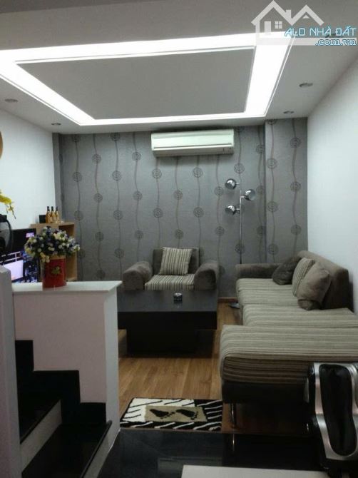 Huỳnh Văn Bánh  Phú Nhuận, 4 tầng,  diện tích 44 m2- 11,8 tỷ - 2