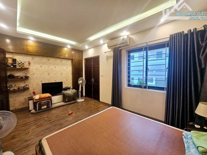 Phân lô ô tô tránh, kinh doanh phố Phạm Tuấn Tài, Cầu Giấy, 75m2, MT 5.8m giá chỉ 19 tỷ - 2