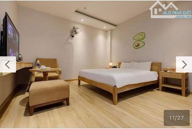 Bán nhà HOTEL phố TRẦN DUY HƯNG.. Dt 130m xây 7 tầng Rộng 8.5m với 20 phòng giá 55 tỷ - 2