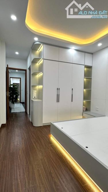 Nhà đẹp Vân Canh - phố Trịnh Văn Bô - xây 5 Tầng - 3 Ngủ - 50m ô tô đỗ giá 4.5 tỷ - 3