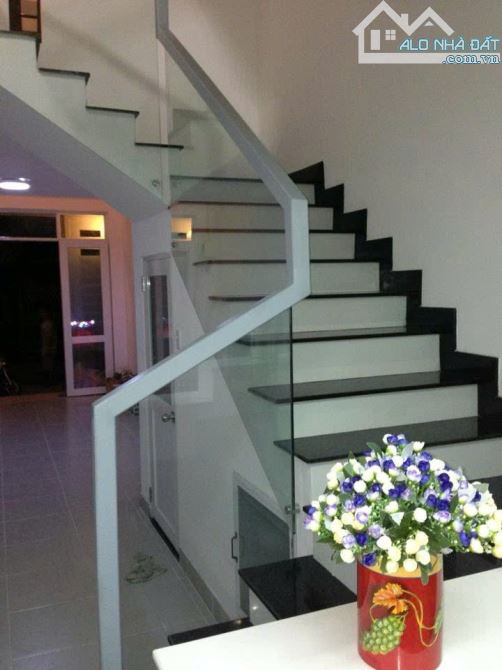 Huỳnh Văn Bánh  Phú Nhuận, 4 tầng,  diện tích 44 m2- 11,8 tỷ - 3