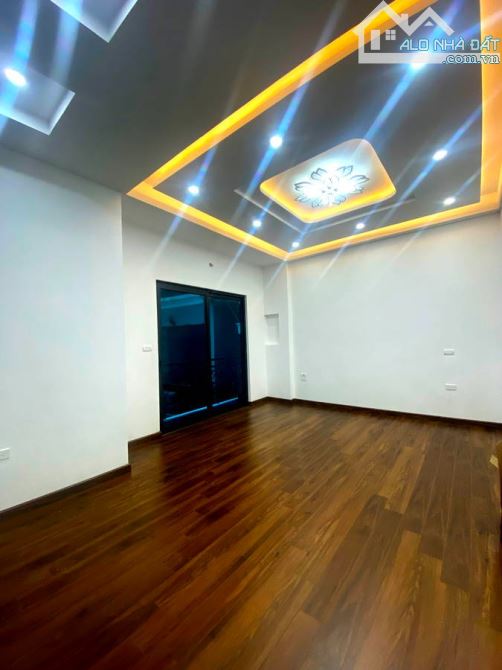 BÁN NHÀ 6 TẦNG THANG MÁY, TRUNG TÂM ĐỐNG ĐA - DIỆN TÍCH 52M², MẶT TIỀN 4M - GIÁ 9.5 TỶ - 3