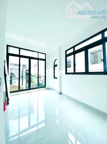 HXH Nguyễn Tri Phương Quận 10 – Nhà 3 Tầng 32m2 – 3 phòng ngủ, Đẹp lung linh, 6.7 tỷ TL - 3