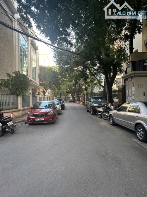 Bán gấp phân lô MAI DỊCH, CẦU GIẤY 60m, 7 tầng, Mt 16m, Thang máy, Kinh Doanh, 22 ỷ - 4