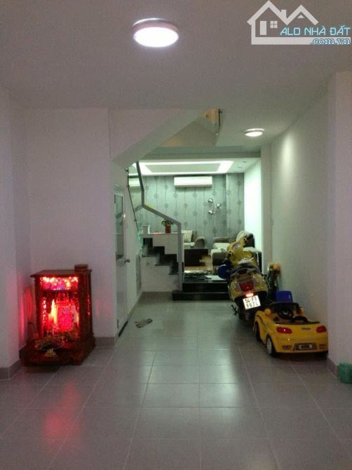 Huỳnh Văn Bánh  Phú Nhuận, 4 tầng,  diện tích 44 m2- 11,8 tỷ - 4