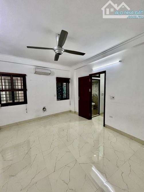 Nhà 4 tầng rẻ nhất Vân Canh có sân để xe riêng cách 150m ra trục đường nhựa ô tô - 4