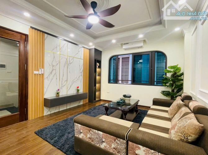 14 TỶ - NHÀ PHÂN LÔ QUAN HOA 40M2 7 TẦNG THANG MÁY, OTO VÀO NHÀ, Ở VÀ KINH DOANH - 6