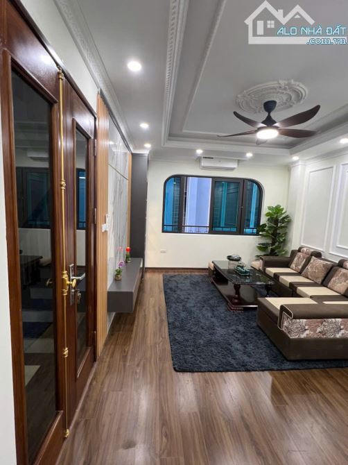 14 TỶ - NHÀ PHÂN LÔ QUAN HOA 40M2 7 TẦNG THANG MÁY, OTO VÀO NHÀ, Ở VÀ KINH DOANH - 8