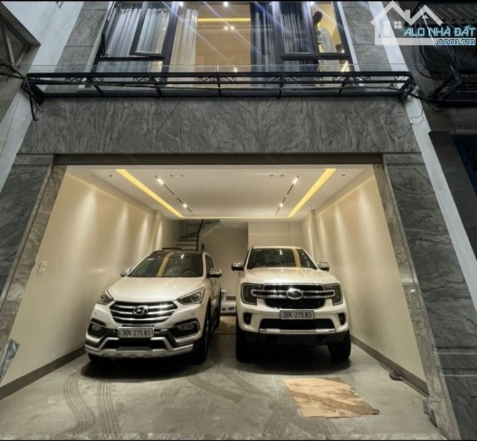Siêu Phẩm nhà An Khánh 50m2-  6 tầng, gara ô tô, thang máy, điện mặt trời, full đồ