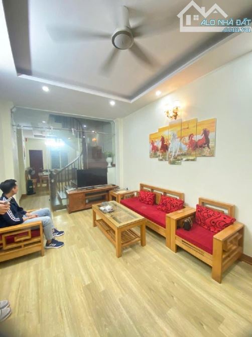 Bán nhà Phố Nguyễn Đổng Chi- 2 thoáng 30m ô tô đẹp ở ngay