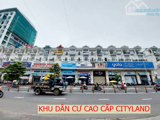 BÁN NHÀ 3 TẦNG, 239m2 GẦN KDC CITYLAND, ĐỐI DIỆN EMART PHAN VĂN TRỊ - HXH, 10 TỶ HƠN