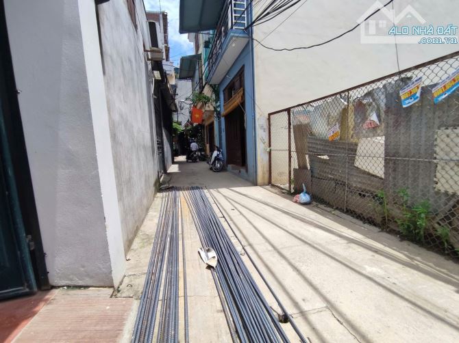 Bán đất ngõ 1008 Quang Trung Yên Nghĩa Hà Đông, lô góc 3 thoáng, 43m2, nhỉnh 4 tỷ