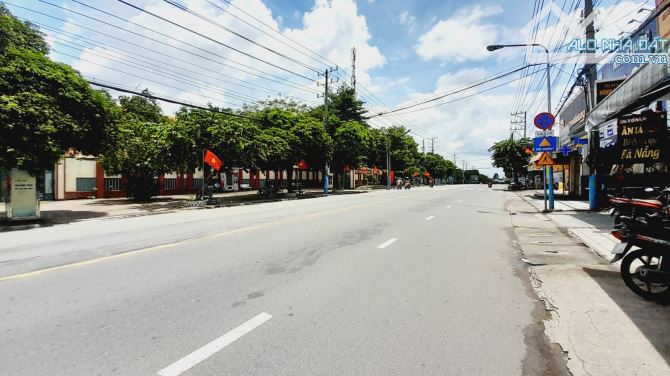 Bán đất tặng nhà c4, 340m2, ngang 11m nở hậu , p Bình An , chỉ nhỉnh 5 tỷ