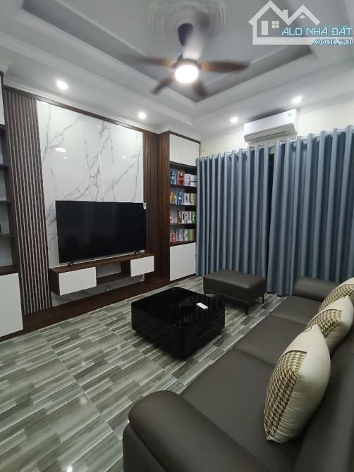 🏠 BÁN NHÀ TỨ LIÊN 36M² X 5 TẦNG - FULL NỘI THẤT - GIÁ NHỈNH 7 TỶ 🏠