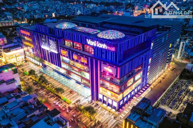 CHO THUÊ NHÀ TOÀ NHÀ MẶT TIỀN SƯ VẠN HẠNH 10LẦU NGAY VẠN HẠNH MALL-3/2 Q10 CHỈ 310TR/THÁNG