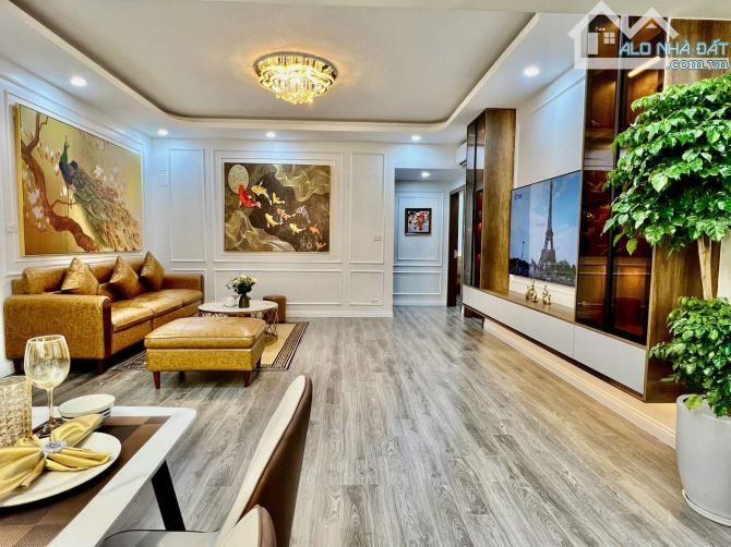 Bán chung cư 25 Tân Mai, Hoàng Mai, 100 m2, 3 phòng ngủ, 2 WC, đủ đồ, căn góc, sổ đỏ