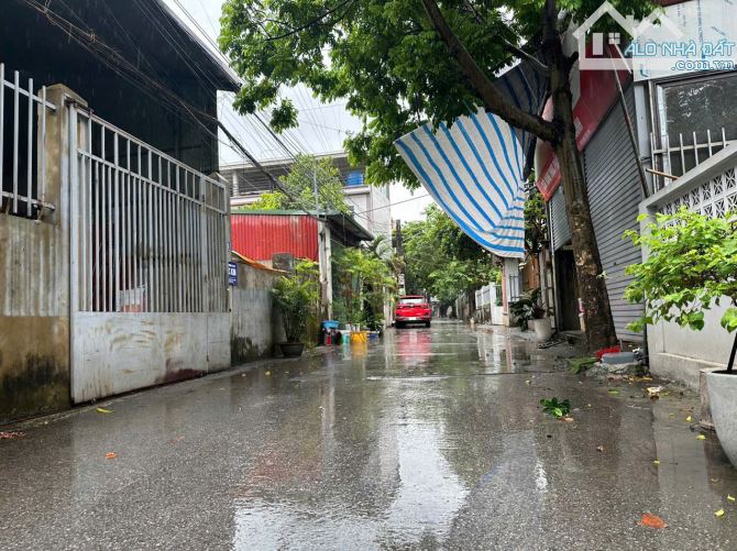 SIÊU PHẨM 91m Mặt tiền 5.67m thị trấn Chi Đông full thổ cư 2 ô tô tránh Kinh Doanh