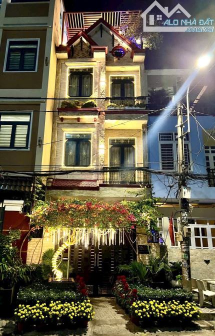 Ngộp Bank - Bán gấp Nhà HXH 10m Nguyễn Trãi, P.3 Q.5 (Dt: 5X22m ) - 4 tầng