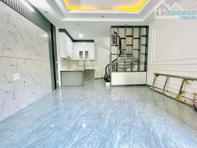 nhà Tân Lập, Đan Phượng 5 Tầng, 4 phòng,view thoáng, gần Vinhome giá 3.7 tỷ