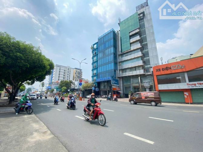 Bán gấp Building Nguyễn Văn Trỗi Hầm 7 Tầng Thang Máy. HDT 190tr/tháng. Giảm giá 10 tỷ - 1