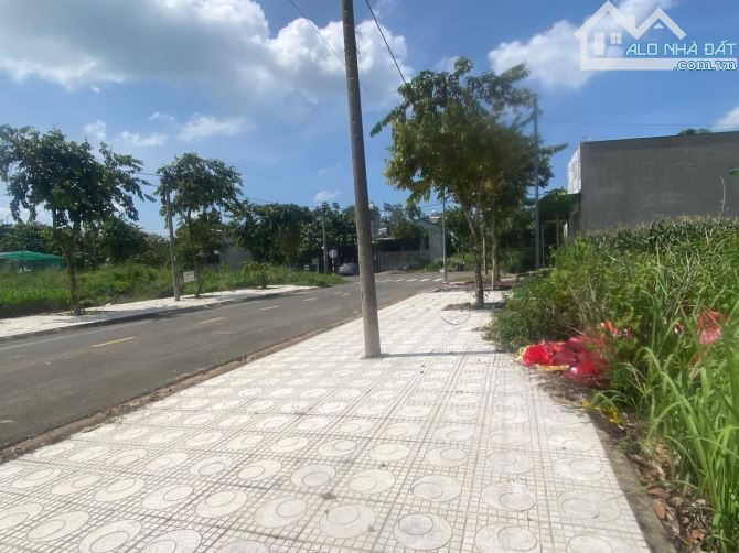 bán lô đất ở tại đô thị 135m2 sát chợ đêm chỉ với giá 2,3 ty,giá cho nhà đầu tư sinh lơi - 1