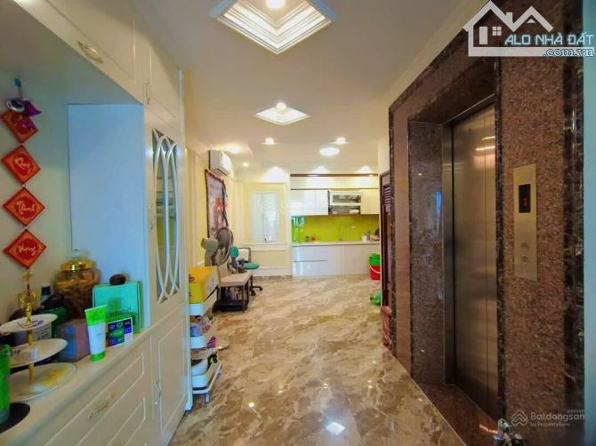 Hàng kín: Nhà 5 tầng 80m2 thang máy cách 20m ra phố Trung Kính đôi, ngõ thông 2 ô tô tránh - 1