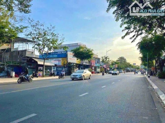 CƠ HỘI VÀNG - Chủ ngộp cần bán gấp lô 210m2, đường Lê Duẩn, gần TTTM Vincom giá 1tỷ650 - 1